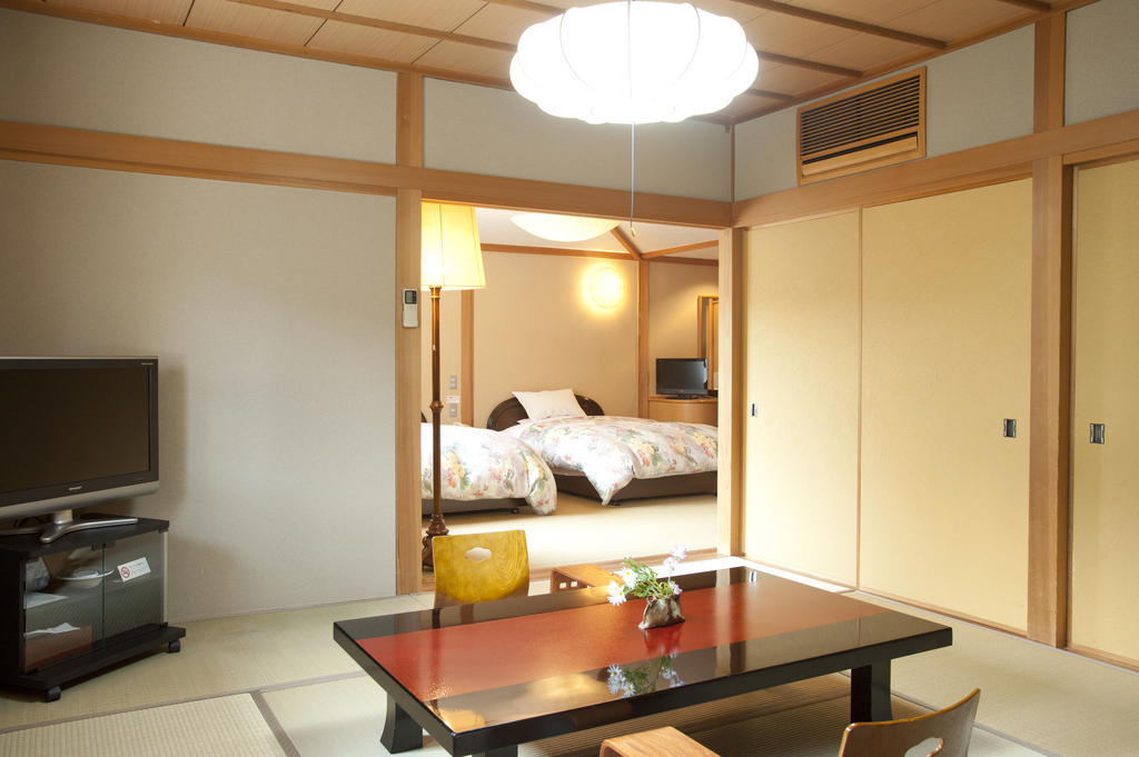 Hotel Ryotei Tanokura à Yufu Extérieur photo