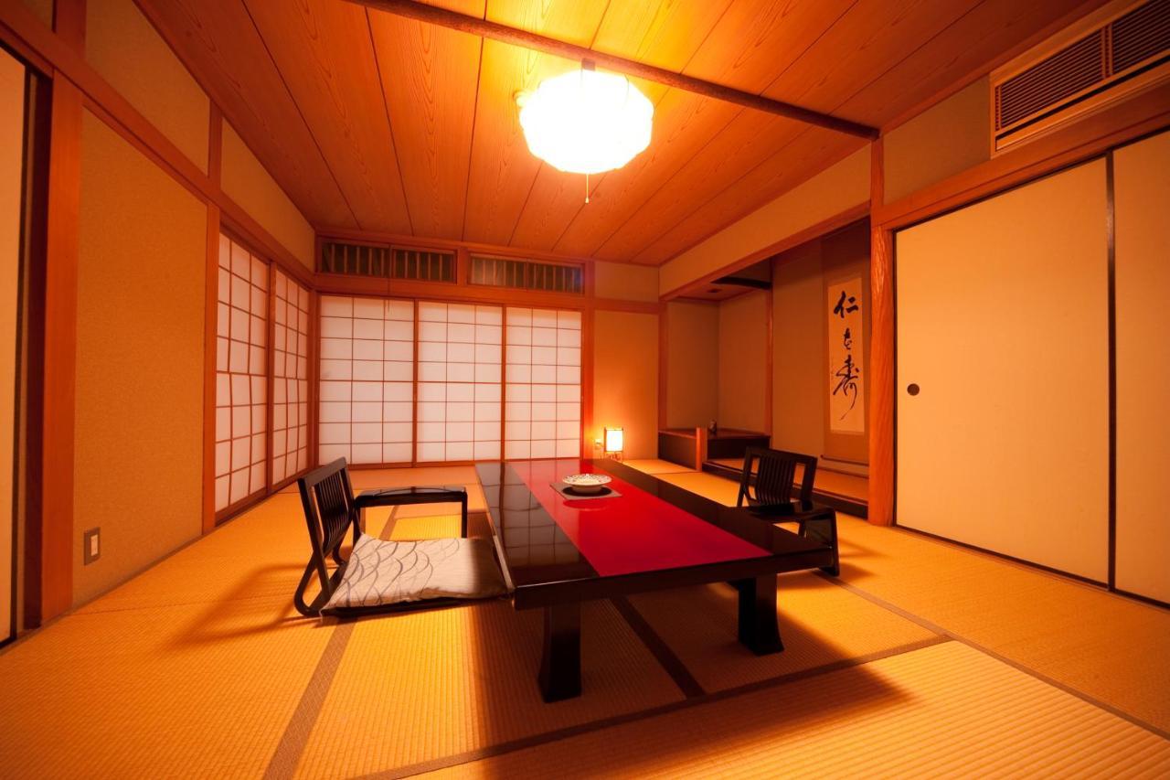 Hotel Ryotei Tanokura à Yufu Extérieur photo