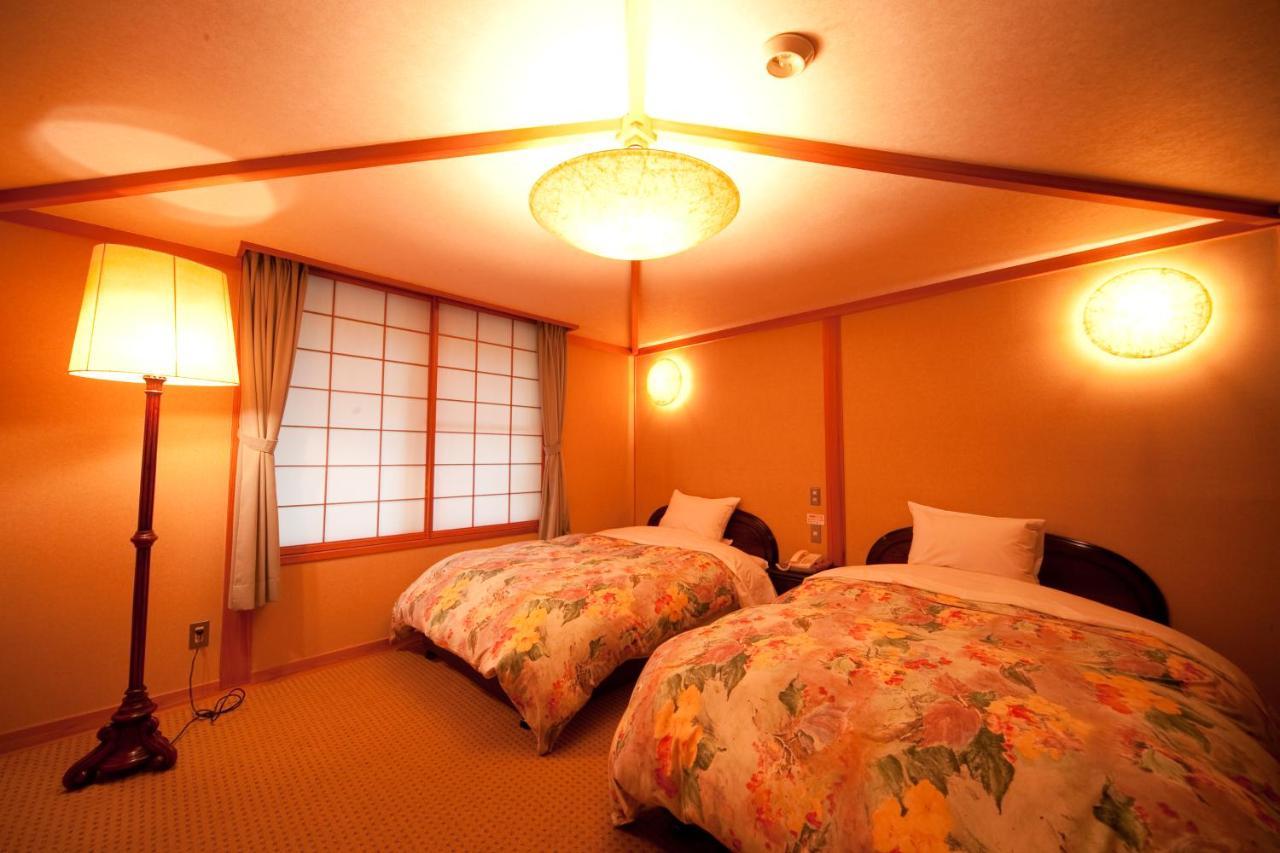Hotel Ryotei Tanokura à Yufu Extérieur photo